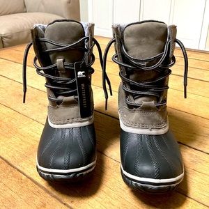 Sorel Slimpack lace Duck Boot Quarry NWT